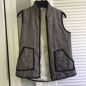 Herringbone boutique vest !